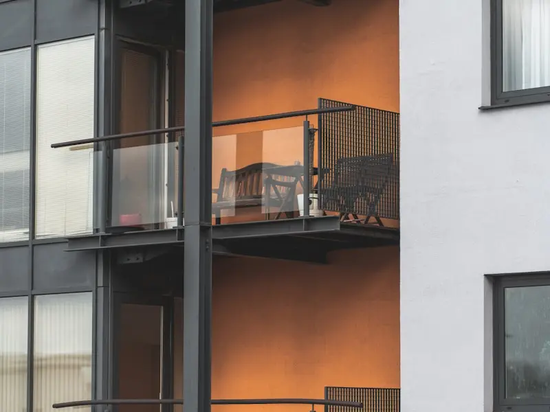 Projeto residencial com acabamento em vidro